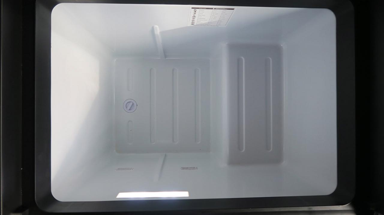 SetPower RV60D Pro Mobile Freezer Inside View without Divider